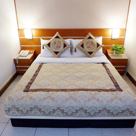 Hua Guo Hotel Keelung Extérieur photo