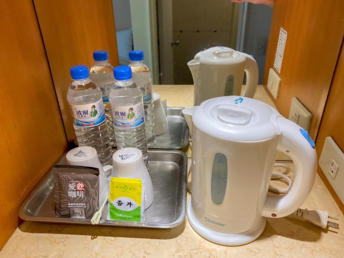 Hua Guo Hotel Keelung Extérieur photo