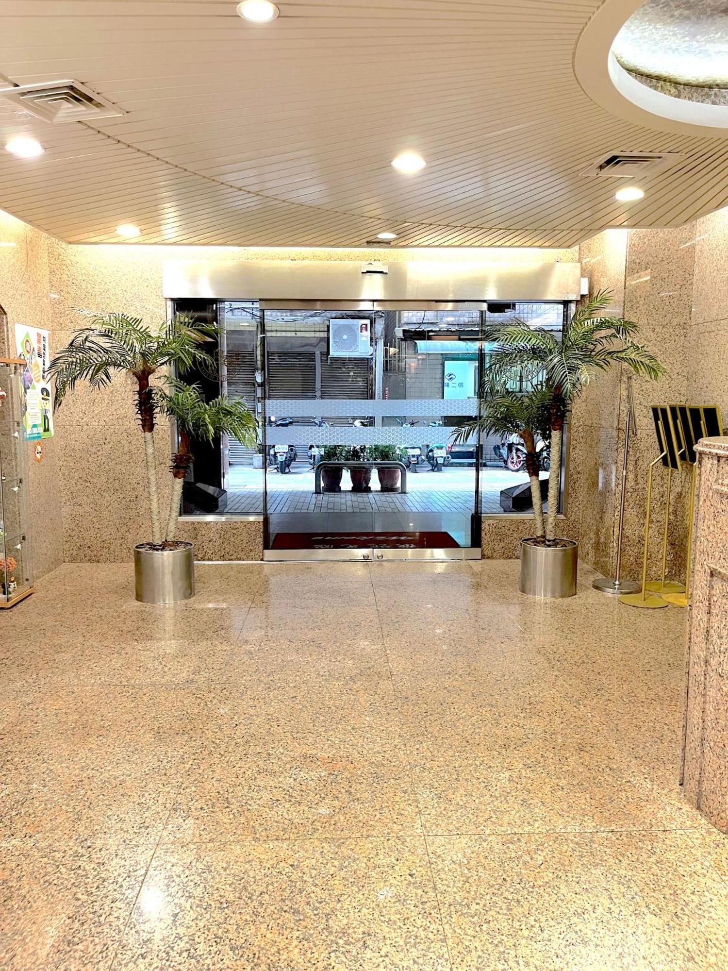 Hua Guo Hotel Keelung Extérieur photo