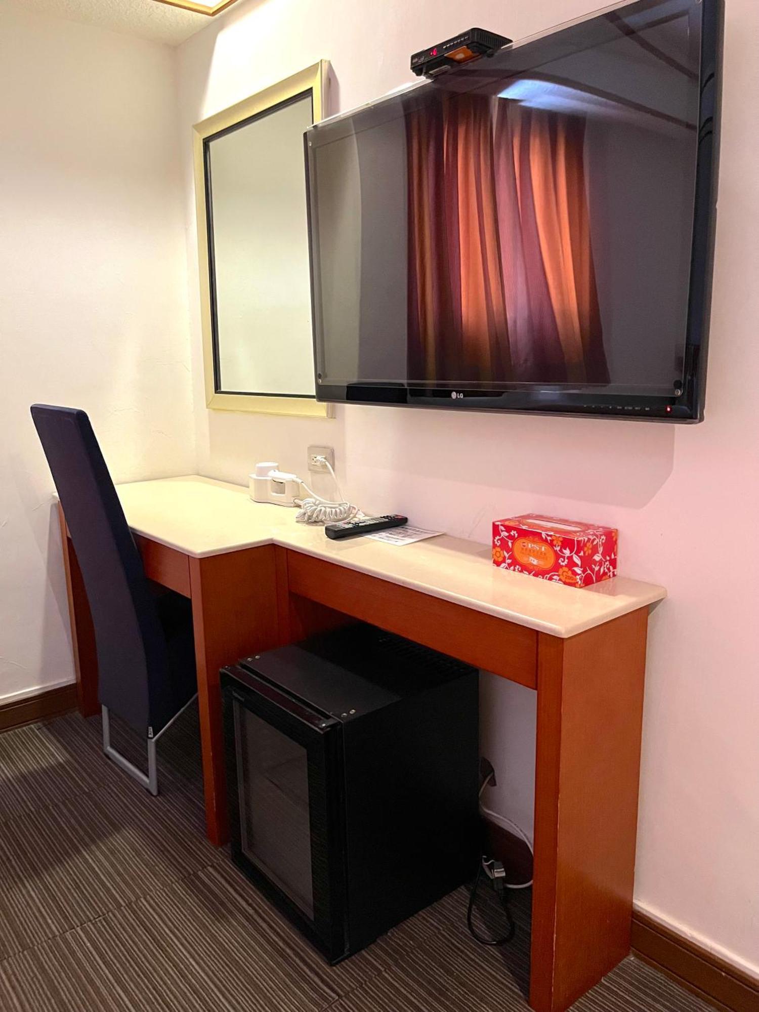Hua Guo Hotel Keelung Chambre photo