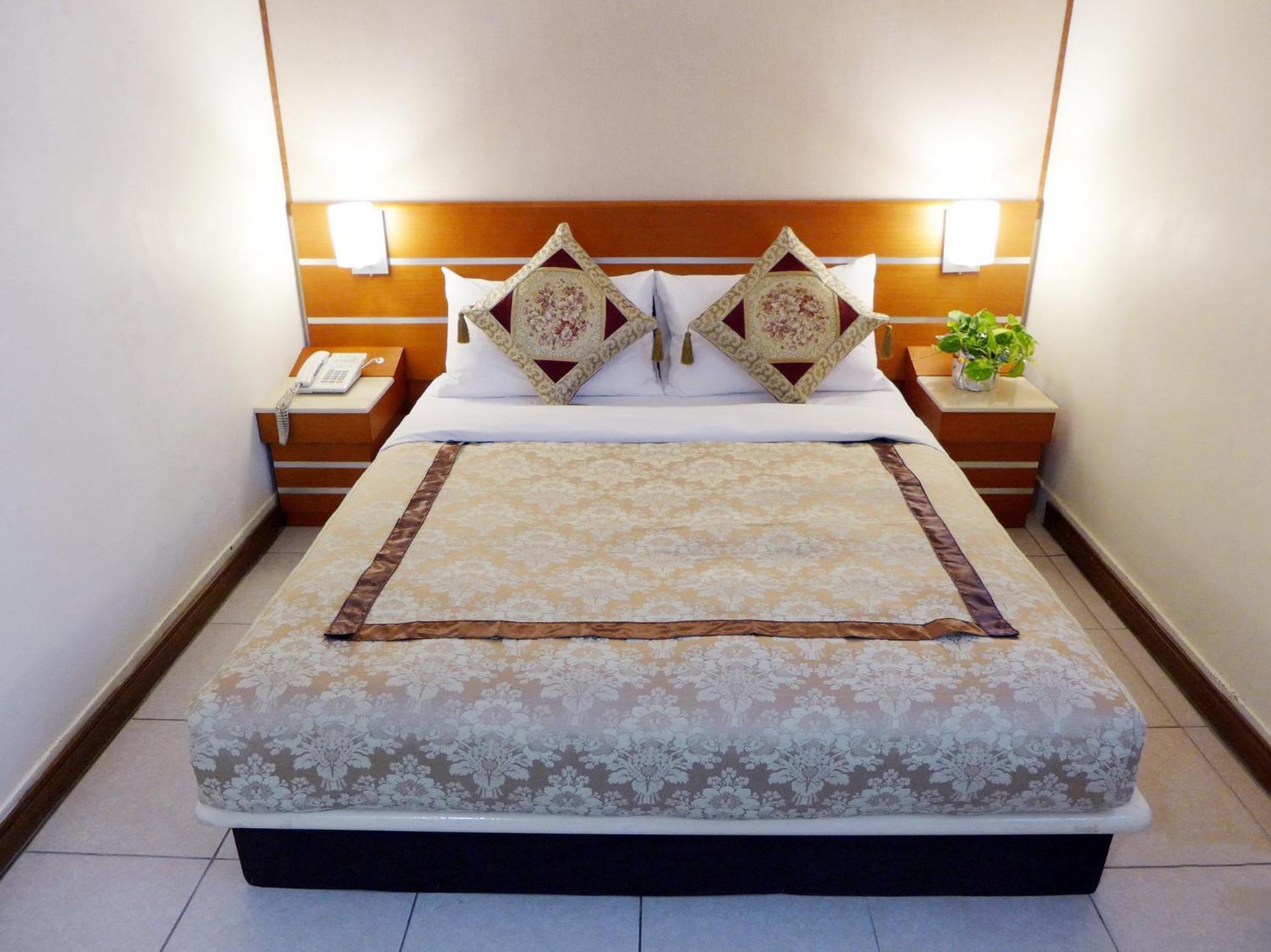 Hua Guo Hotel Keelung Extérieur photo