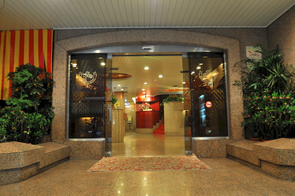 Hua Guo Hotel Keelung Extérieur photo